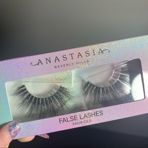 Anastasia false eyelash